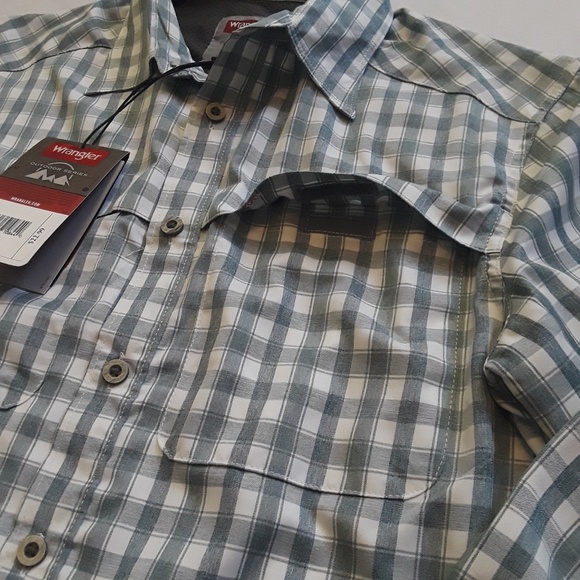 Wrangler Outdoor Series Mens Long Sleeve Plaid Shirt Small Reg Fit Performance - Picture 5 of 8